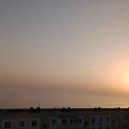 Трехкомнатные Апартаменты В 15 Микрорайоне С Видом На Каспийское Море И Возле Моря Aktau  Kültér fotó