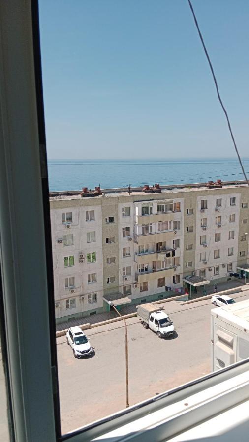 Трехкомнатные Апартаменты В 15 Микрорайоне С Видом На Каспийское Море И Возле Моря Aktau  Kültér fotó